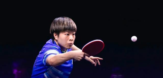 王艺迪手感, 娜英, 女单