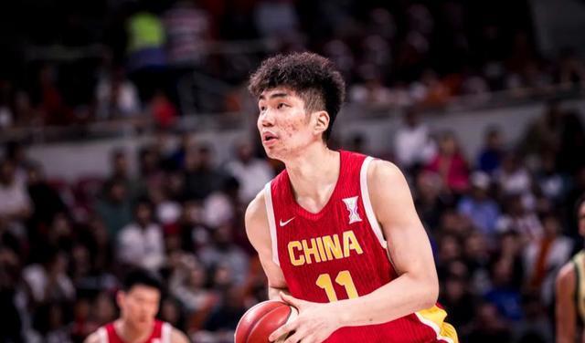 李慧, 外线投篮找, 表现低迷 李慧, 外线投篮找, 表现低迷