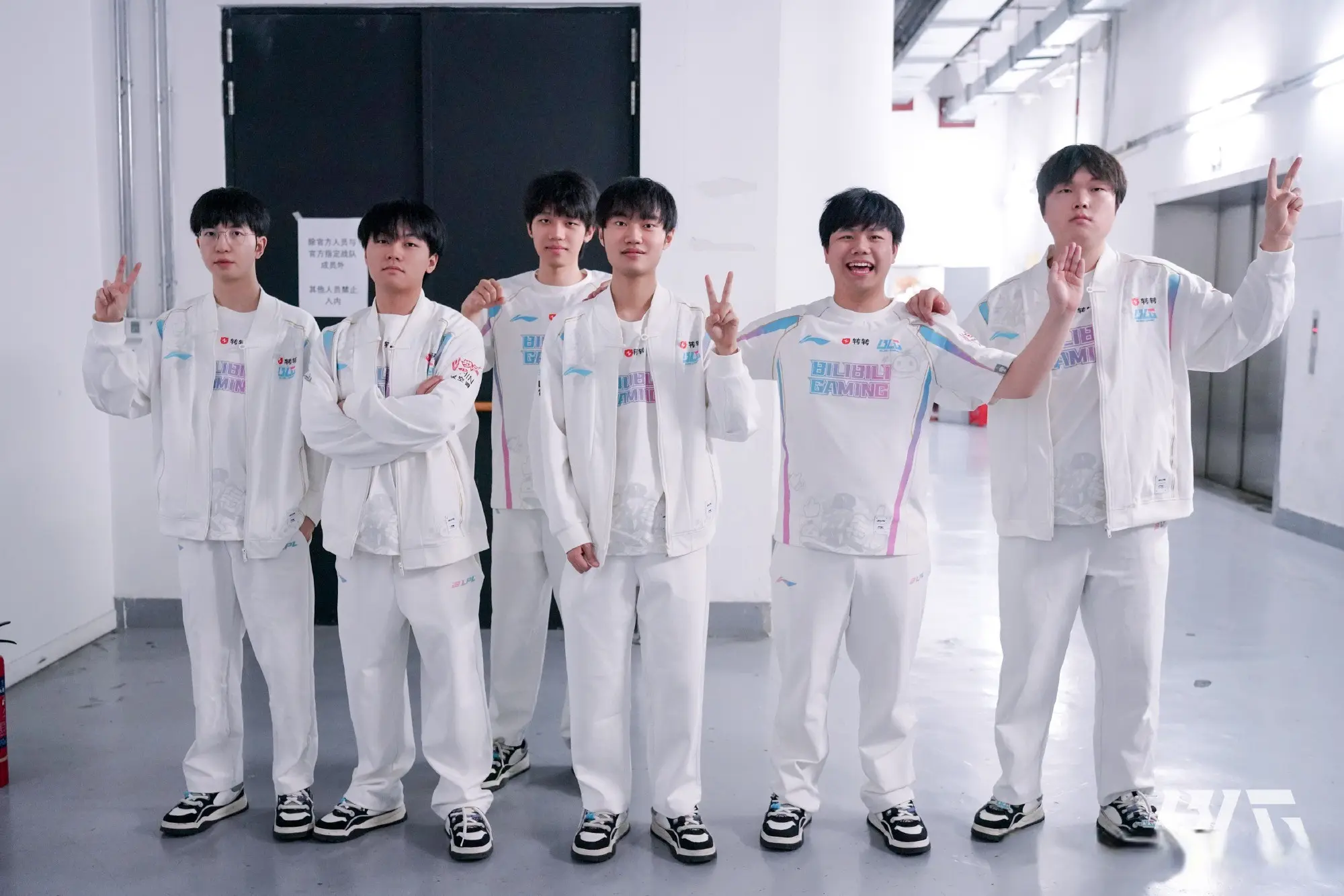 中野没有办, 因为失误比, 面没招了