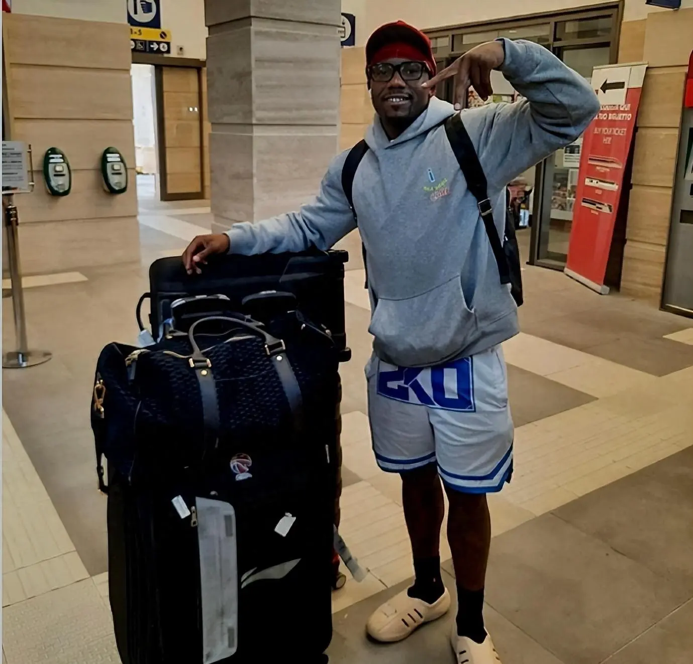 季后赛, div, div 季后赛, div, div