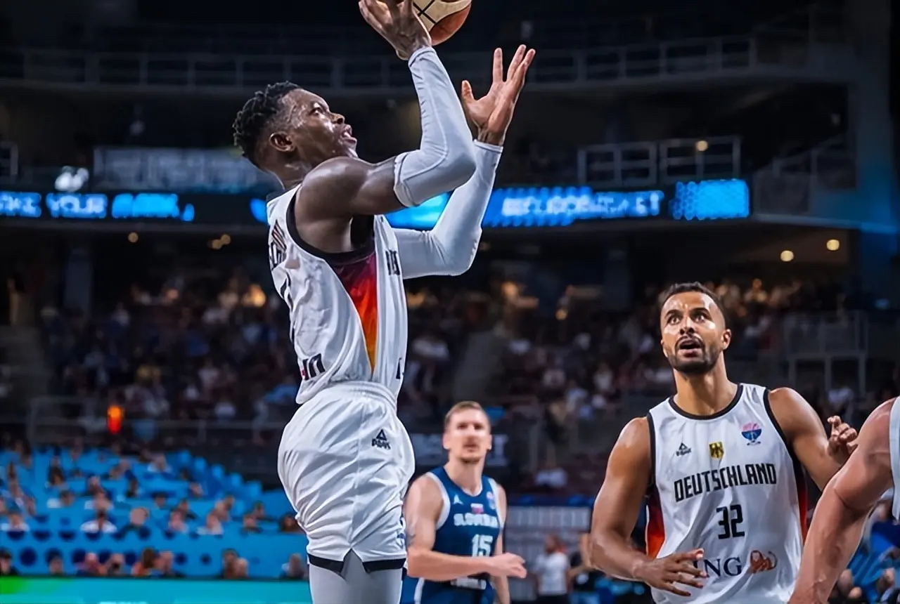 波兰, 为斯洛文尼, div